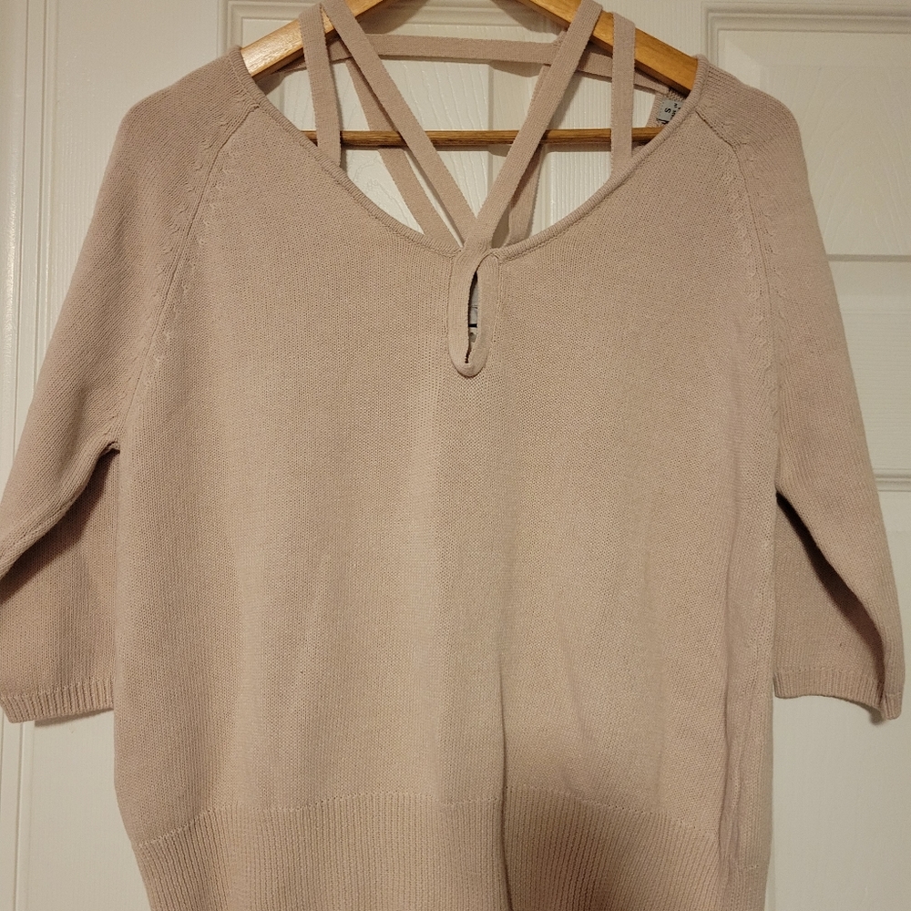 Anthropologie ROI neutral light sweater Size small